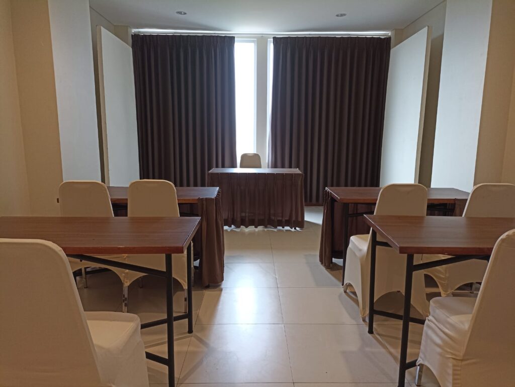 Camelia Classroom Setup a