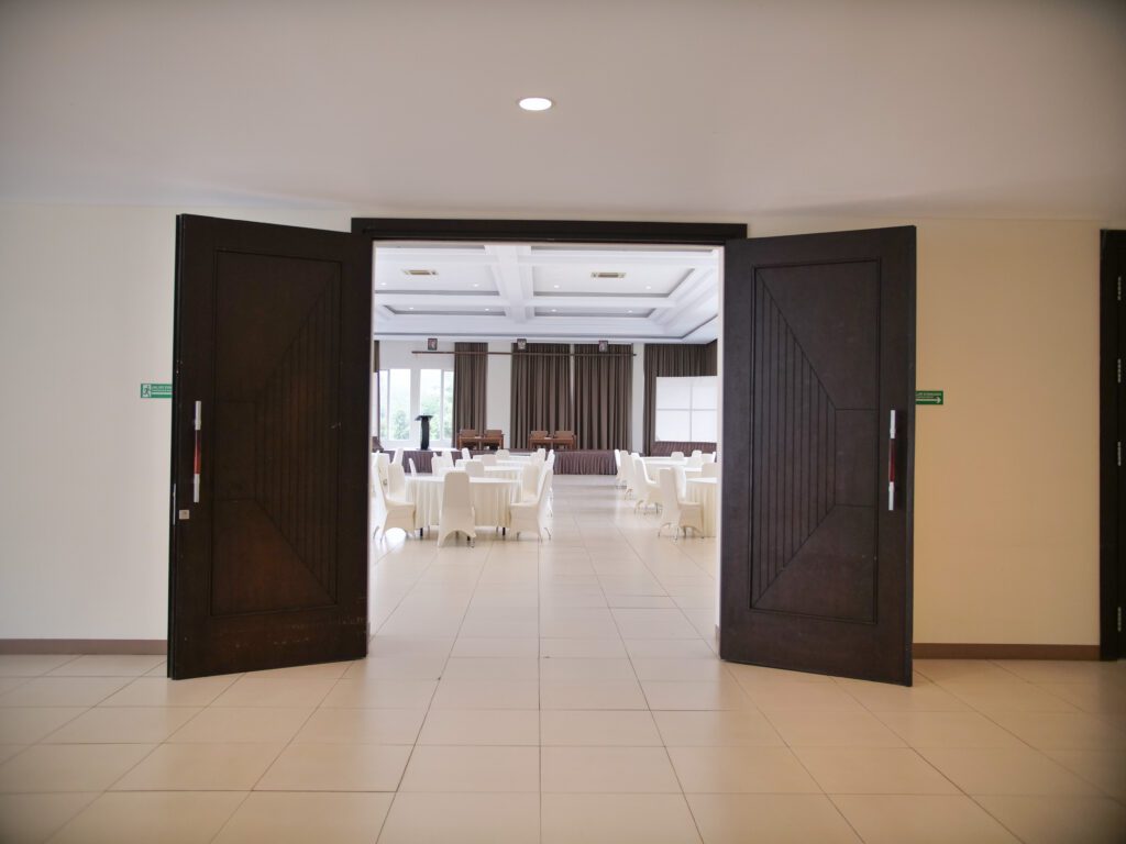 Timur-Facility-Meeting Room - Hall Rembulan 3